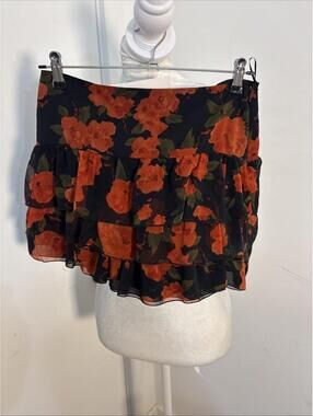Zara Floral Ruffle Mini Skirt Button Front Size Medium Red Flowers Black New NWT